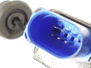 AUDI A8 D3 (2002–2010) Tailgate lock 4E0839015 - 3
