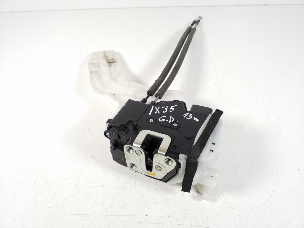 HYUNDAI ix35 1 generation (2009-2015) Right Side Sliding Door Lock 814202Y000 21932160