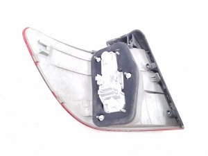 Mercedes Benz B-Class 245 (2005–2011) Hintere Eckleuchte und ihre Teile - 4