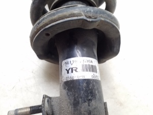 Infiniti M35/45 Y50 (2006–2010) Eesmine amort ja selle komponendid - 3