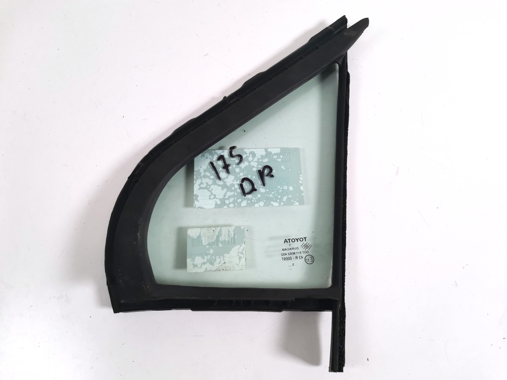 TOYOTA Yaris 3 generation (2010-2019) Front Right Door Window 68125-0D021 21019231