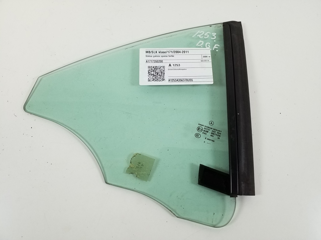 MERCEDES-BENZ SLK-Class R171 (2004-2011) Right side rear body window A1717350200 21019201