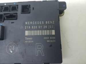 Mercedes Benz CLS-Class 219 (2004–2010) Esiukse juhtplokk A2198200126 - 3