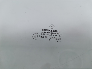 Mercedes Benz Vaneo 414 (2001–2005) Fenster Scheibe Tür vorne A4147250010 - 2
