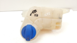   Réservoir de liquide de refroidissement  - 4F0121403G 