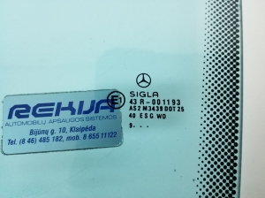 Mercedes Benz E-Class W210 (1995–2002) Esiukse klaas A2107200118 - 2