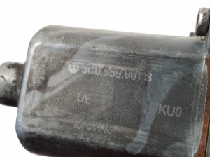 AUDI A3 8V (2012–2020) Esiukse aknatõstuki mootor 5Q0959801B - 3