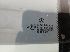 Mercedes Benz S-Class 140 (1991–1998) Aizmugurējo sānu durvju stikls - 3