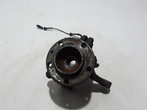 RENAULT Master II (1998–2010) Front wheel hub 8200642122 - 2