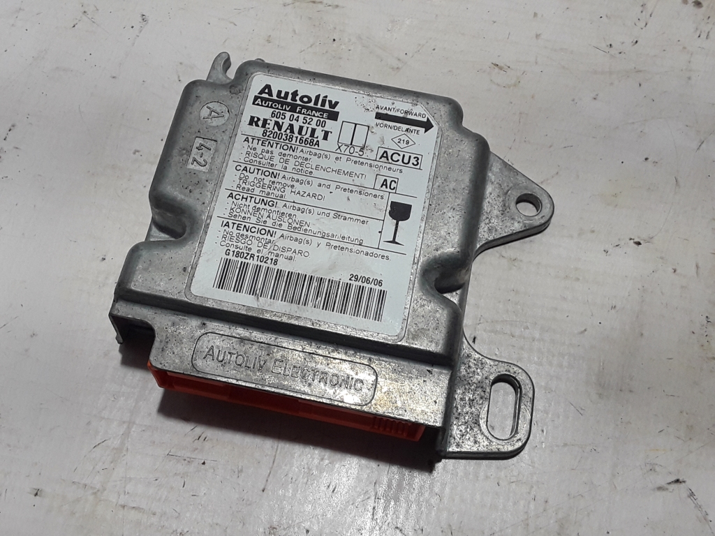 RENAULT Master SRS Control Unit 8200381668 22421651