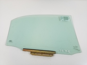  Glass rear side door 