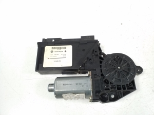 Porsche Cayenne (2002–2010) Hinterer Seitentür-Fensterhebermotor 7L0959794 - 2