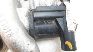  EGR valve 