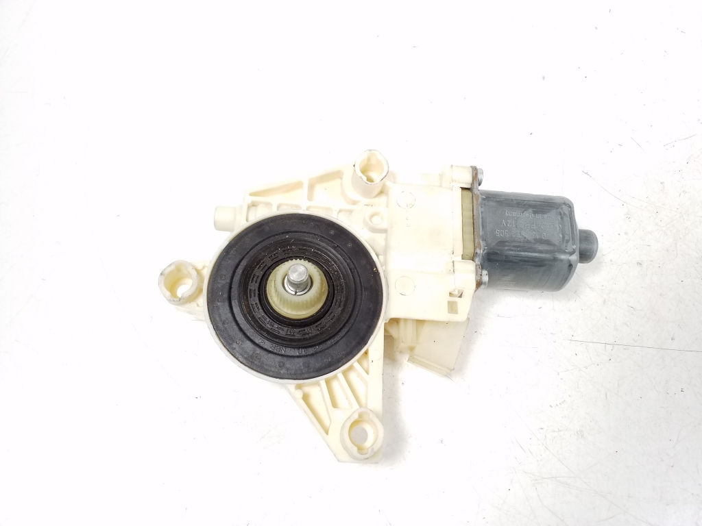 MERCEDES-BENZ E-Class W212/S212/C207/A207 (2009-2016) Rear Right Door Window Control Motor A2048200542 21931982