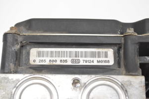 Skoda Fabia MK 2 (2007–2014) ABS unit 6R0614117D - 2