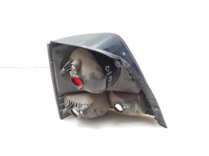 Kia Sorento (2002–2009) Eckleuchte hinten - 2
