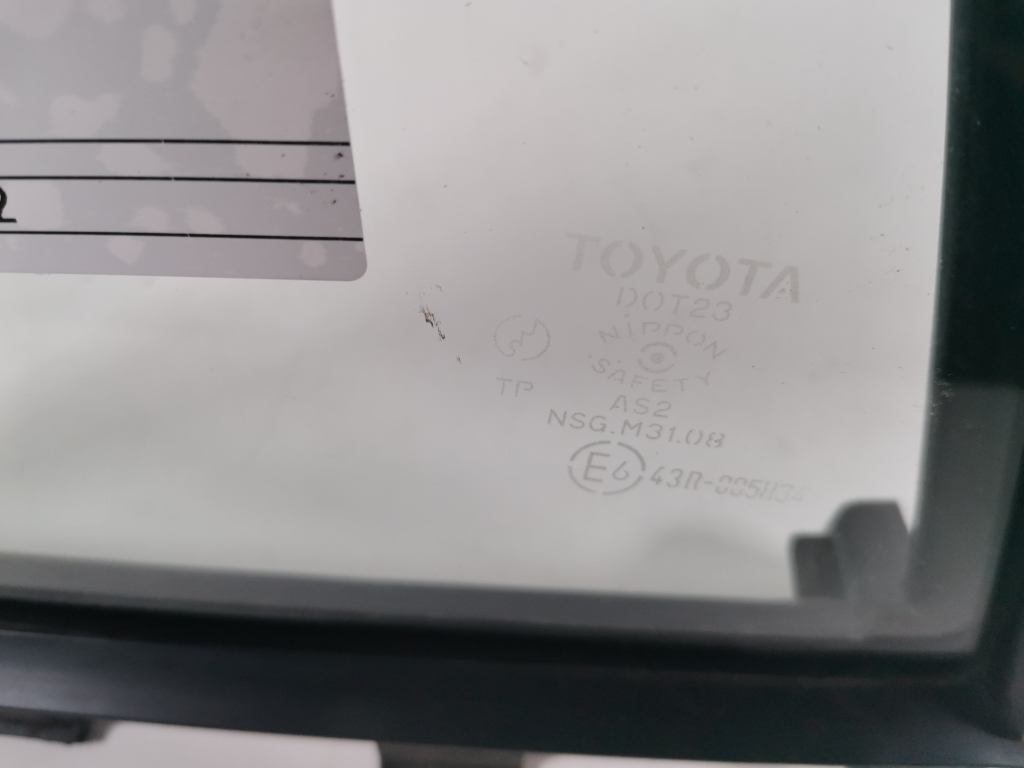 TOYOTA Corolla Verso 1 generation (2001-2009) Galinė kairė fortkutė (mažasis stiklas) 68124-13250 21020233
