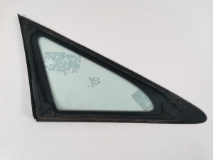 TOYOTA Previa (2000–2006) Priekšējo durvju trīsstūra stikls 62120-28140 - 3