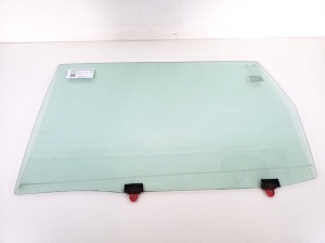TOYOTA Previa (2000–2006) Vitre de porte coulissante 68104-28150 - 2