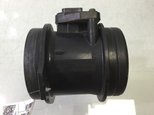 AUDI A4 B6 (2000–2005) Õhuvoolu andur 06C133471A - 3