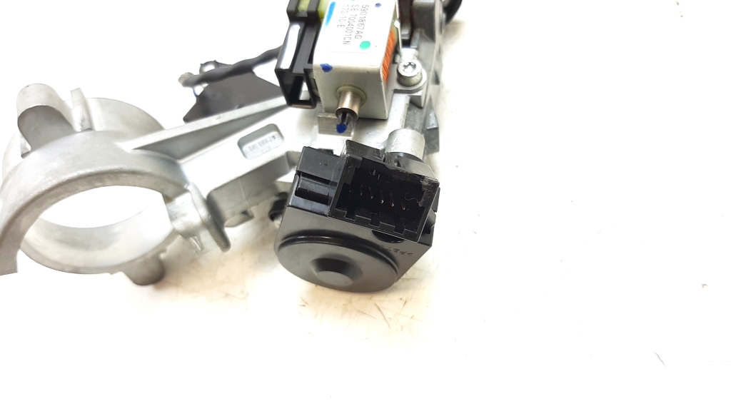 Used Opel Insignia Ignition switch 20939745