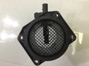 Volkswagen Passat B5 (1997–2005) Mass air flow sensor 06B133471A - 2