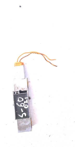 VOLVO S80 I (1998–2006) Airbag sensor 9452777 - 2
