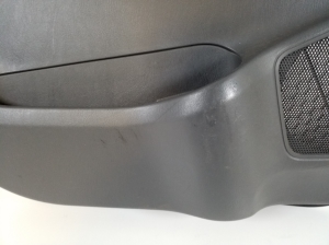  Upholstery of rear side doors 