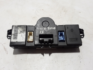 RENAULT Clio III (2005–2012) Heater control panel 8200296683 - 2