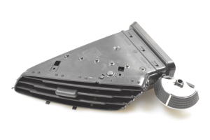   Armatuurlaua ventilatsioonivõred  - AM51R014L21CEW 