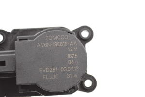 Ford C-MAX (2010–2026) Stellmotor Heizungsklappe AV6N19E616AA - 4