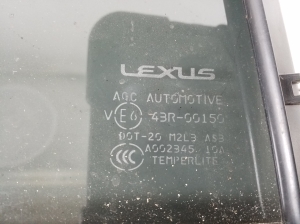 LEXUS GX (2009–2026) Aizmugurējo sānu durvju trīsstūrveida stikls 68123-60380 - 2