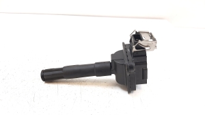 Volkswagen Passat B5 (1997–2005) Zündspule 058905105