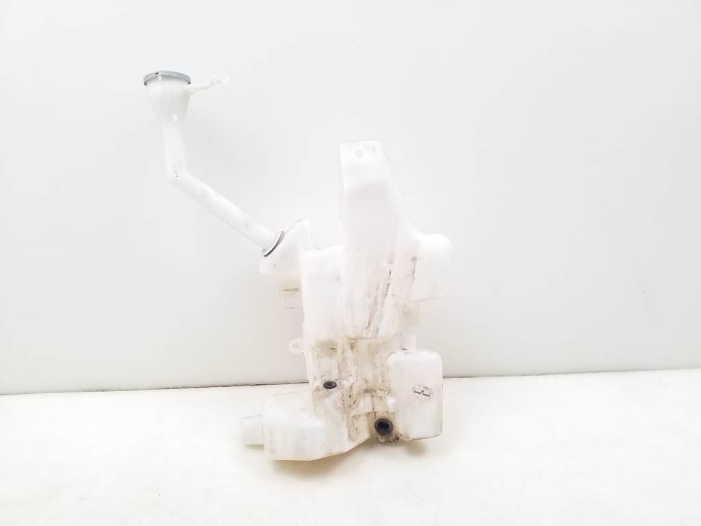 Used NISSAN Qashqai Windscreen washer tank front and its parts