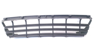  Front bumper lower grille 