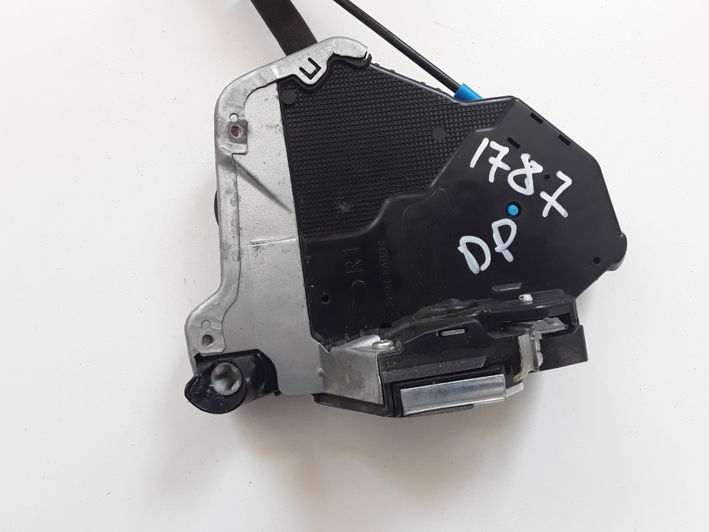 TOYOTA RAV4 4 generation (XA40) (2012-2018) Front Right Door Lock A046693 22563603