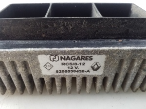 NISSAN Qashqai (2013–2021) Glow plug relay 8200558438A - 2