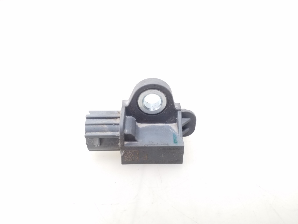 Used NISSAN Qashqai Airbag sensor 985813RA0A