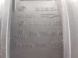 AUDI A6 C5 (1997–2005) Débitmètre d’air 06A906461M - 2