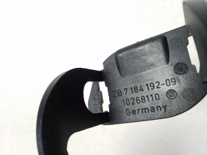 BMW 7 SERIJA F01 (2008–2015) Esikaitseraua tulede pesuri katte muu osa 7184192 - 2
