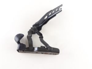   Charnière de capot moteur  - 4B3823301B 