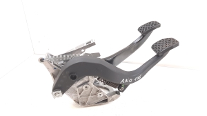 BMW 1 SERIES E87 (2003–2012) Pedale 678711 - 3