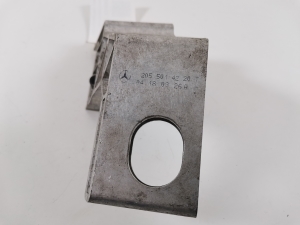 Radiator bracket - A2055014220