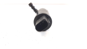AUDI Q5 (2008–2017) Front headlight washer motor 3B7955681 - 2