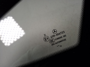 Mercedes Benz CLA-Class W117 (2013–2019) Seitenscheibe hinten (Karosserie) A1176700412 - 2