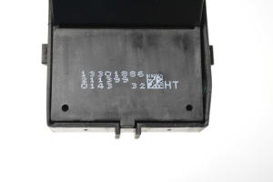 Opel Insignia (2008–2017) Rear side door window switch 13301886 - 2