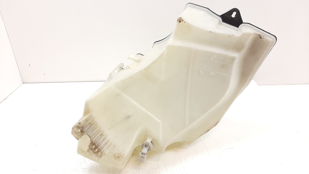 Used BMW X3 Windscreen washer tank front 3403212
