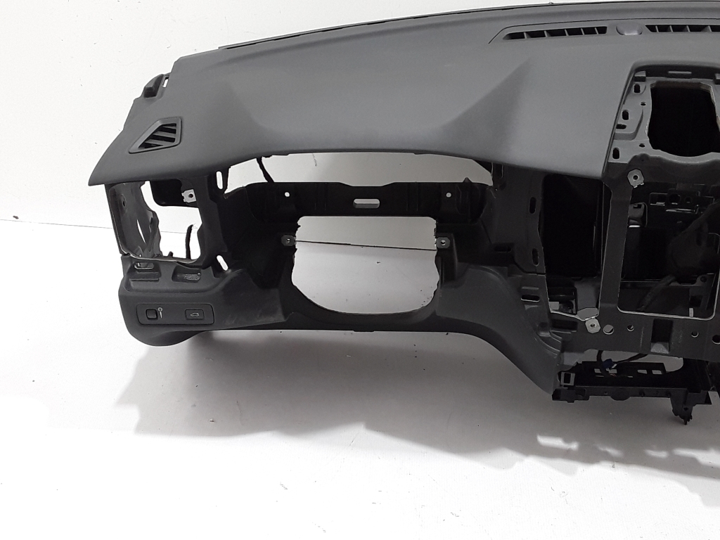 VOLVO XC60 2 generation (2017-2024) Tableau de bord 31417557 22424309