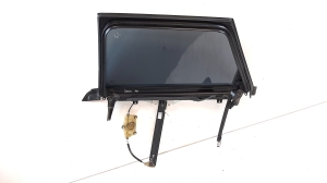  Rear side door window lifter 