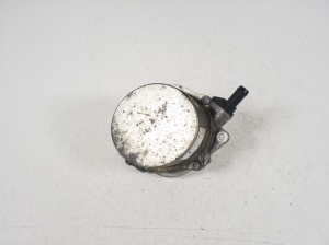 AUDI A6 ALLROAD C6 (2004–2011) Vacuum pump 059145100J - 2